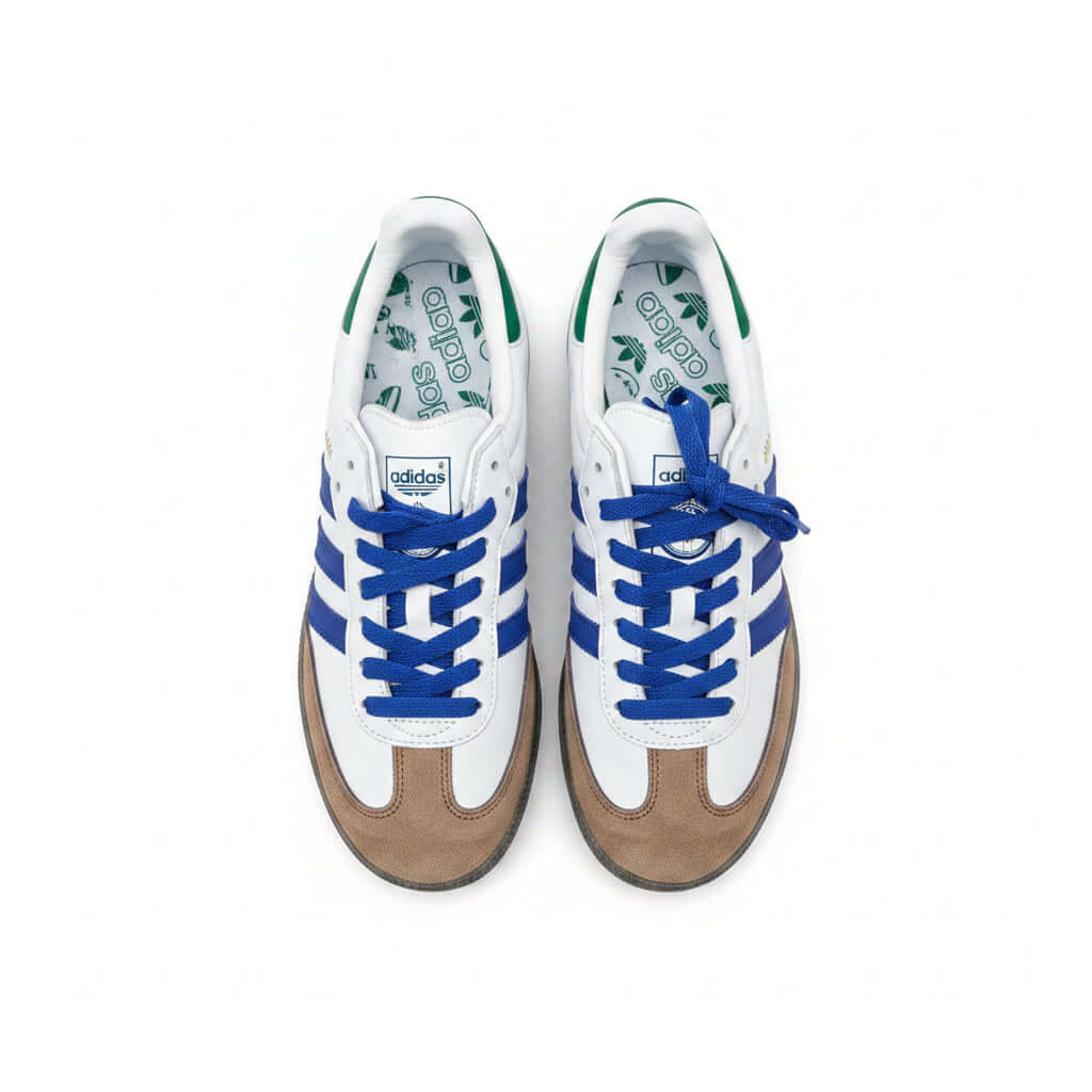 Scarpe Adidas ergonomiche con design bianco e blu, perfette per sport e attività fisica.